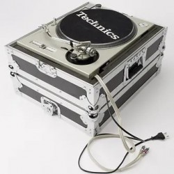 Magma Multi-Format Turntable Case II Silver Magma Multi-Format Turntable Case II Silver