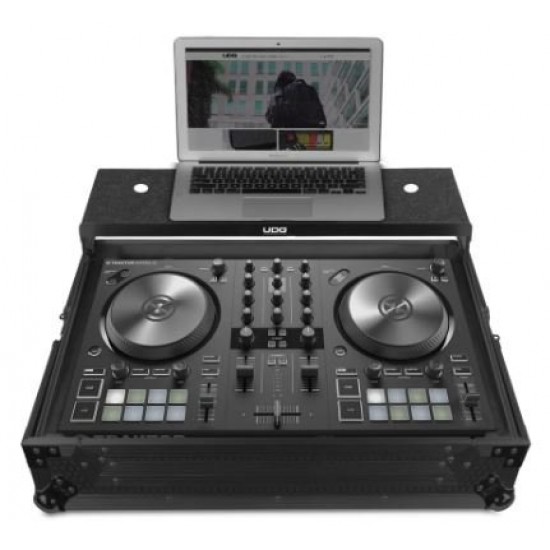 UDG Ultimate Flight Case NI Traktor Kontrol S2 MK3 Black Plus (Laptop Shelf)