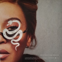 Beyoncé - Cowboy Carter (2xLP - Gatefold - Limited Edition - Alternate Art Backcover - White)  Beyoncé - Cowboy Carter (2xLP - Gatefold - Limited Edition - Alternate Art Backcover - White)